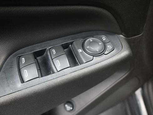 Used 2020 Chevrolet Equinox LT image 13