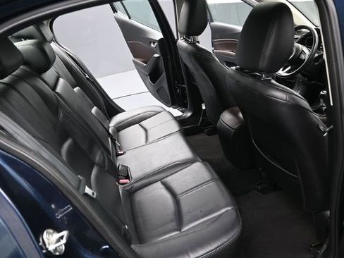 Used 2018 MAZDA MAZDA3 Touring image 25