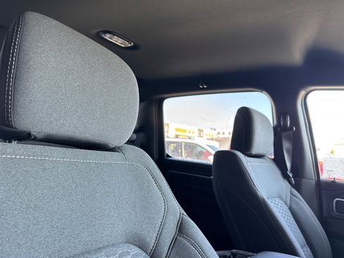New 2026 RAM 1500 4x4 Crew Cab image 15