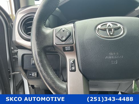 Used 2020 Toyota Tacoma SR5 RWD image 19