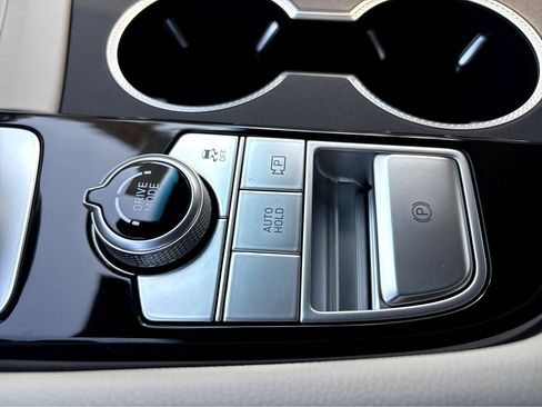 New 2026 Genesis G70 2.5T Prestige image 20