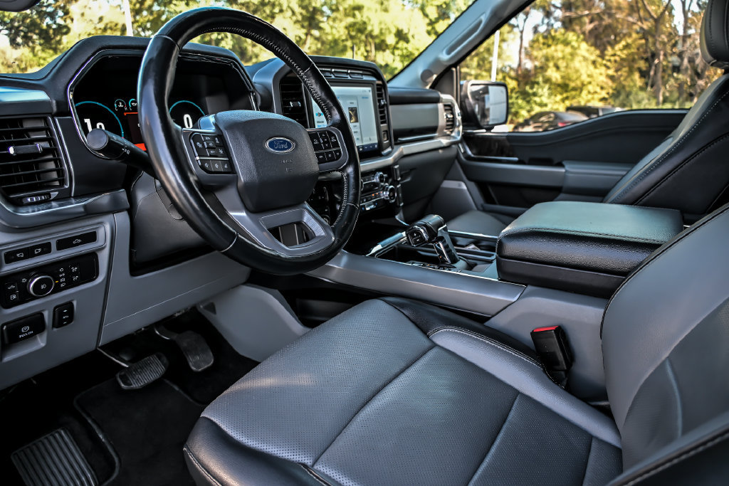 Used 2021 Ford F150 Lariat w/ Equipment Group 502A High AWD/4WD image 12