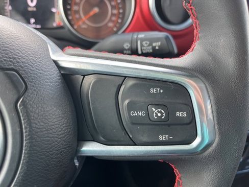 Used 2023 Jeep Gladiator Rubicon w/ Cold Weather Group image 29