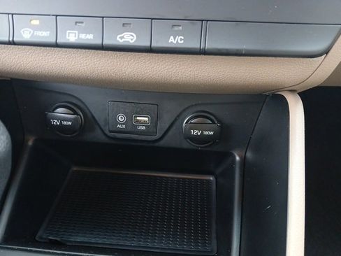 Used 2019 Hyundai Tucson SE image 20