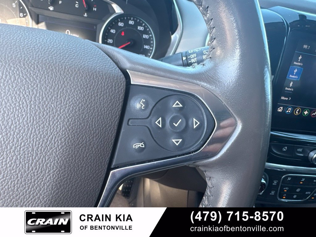 Used 2020 Chevrolet Traverse LT FWD image 13