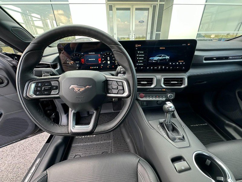 Used 2025 Ford Mustang GT Premium RWD image 11