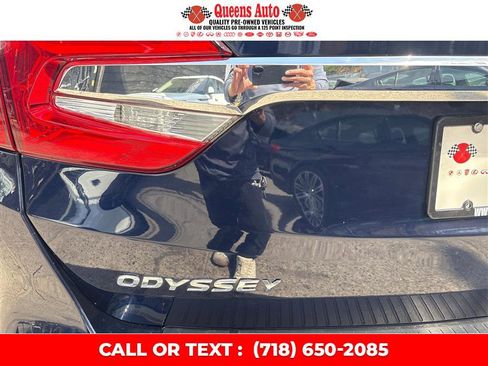 Used 2018 Honda Odyssey Touring image 40