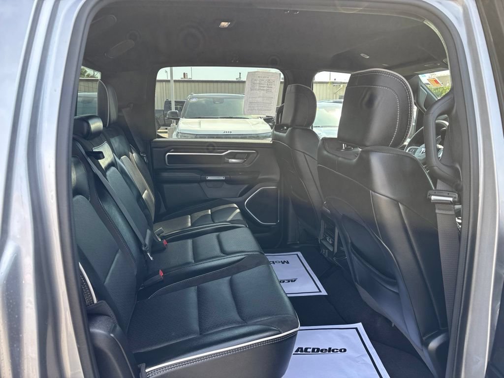Used 2025 RAM 1500 Laramie AWD/4WD image 44
