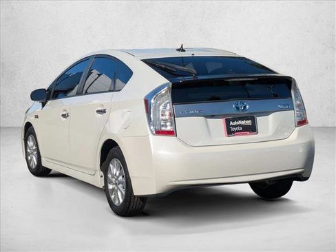 Used 2015 Toyota Prius Prime Advanced image 8