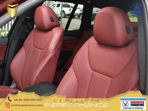 Used 2024 BMW X3 xDrive30i w/ Premium Package AWD/4WD image 1