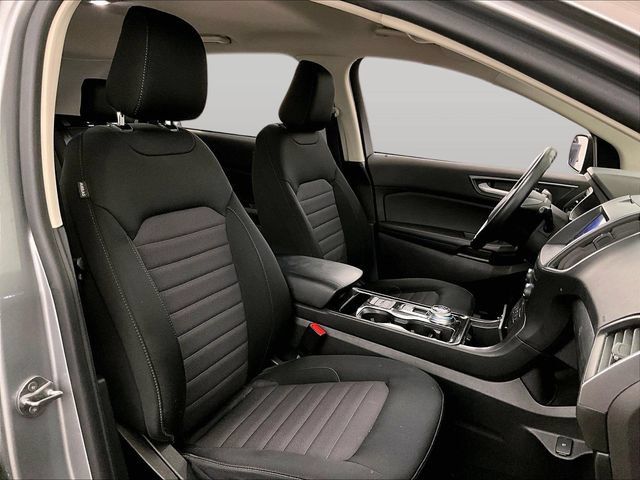 Used 2020 Ford Edge SE FWD image 7