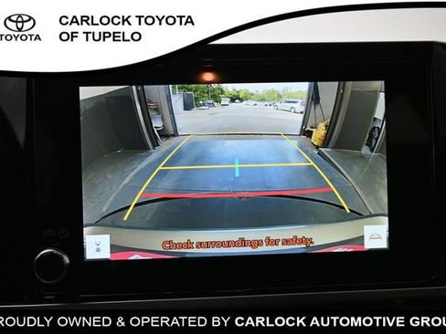 Used 2025 Toyota Camry SE FWD image 12