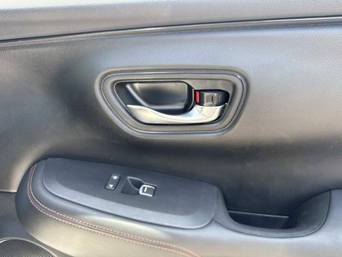 Used 2024 Honda HR-V Sport image 14