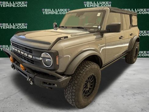 Used 2021 Ford Bronco Black Diamond image 12