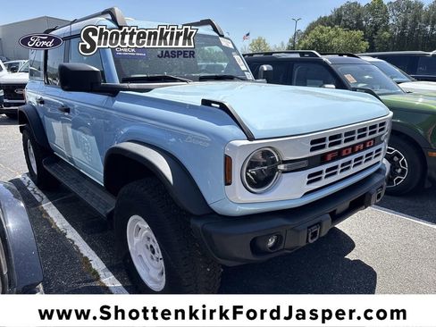Used 2025 Ford Bronco Heritage Edition image 1