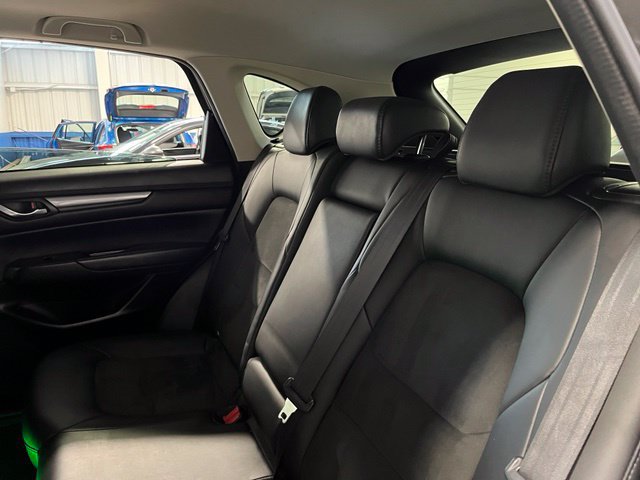 Used 2018 MAZDA CX-5 Touring w/ Preferred Equipment Package FWD image 19
