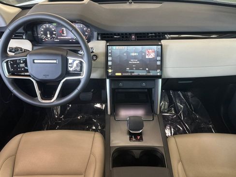 Certified 2025 Land Rover Discovery Sport S AWD/4WD image 15