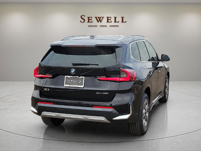 Used 2026 BMW X1 xDrive28i w/ Convenience Package AWD/4WD image 5