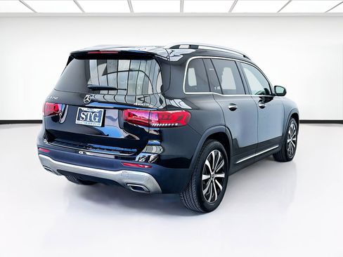 Used 2023 Mercedes-Benz GLB 250 4MATIC image 4