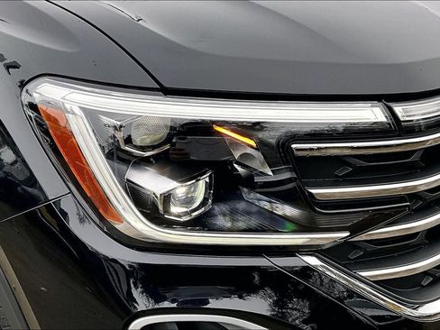 New 2026 Volkswagen Atlas SE image 29