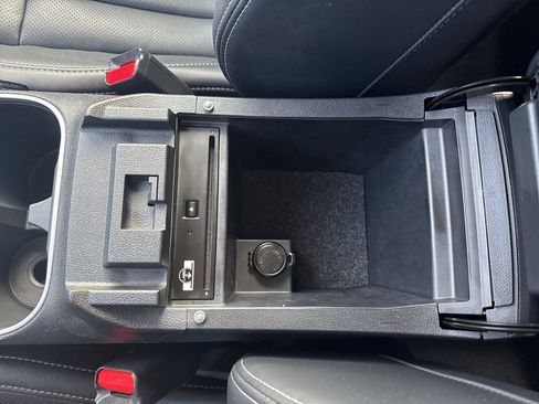 Used 2024 Subaru Outback Touring image 18