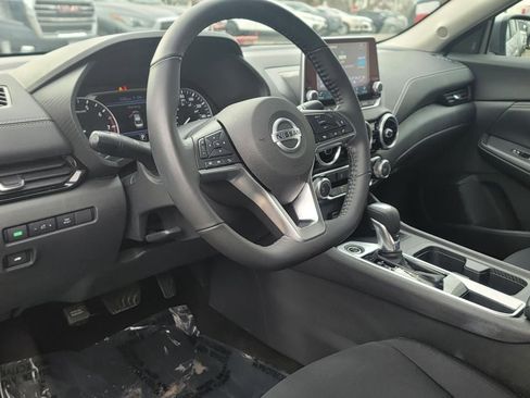 Certified 2022 Nissan Sentra SV w/ Trunk Package image 10