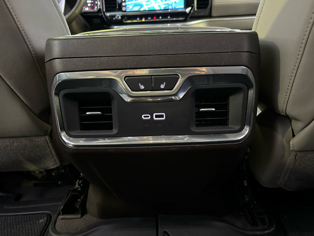 Used 2025 GMC Sierra 1500 SLT w/ SLT Convenience Package AWD/4WD image 17