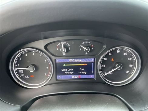 Used 2021 Buick Enclave Essence image 15