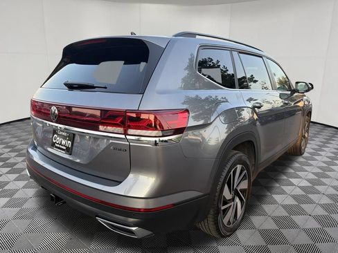 Used 2025 Volkswagen Atlas SE AWD/4WD image 7