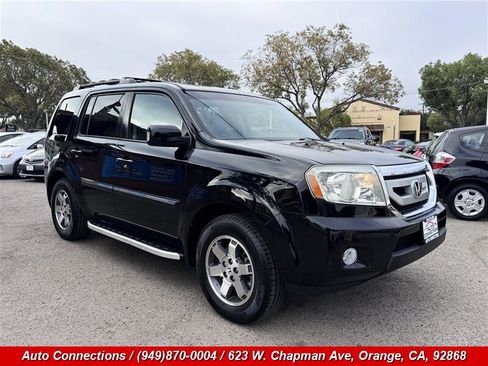 Used 2010 Honda Pilot Touring image 1