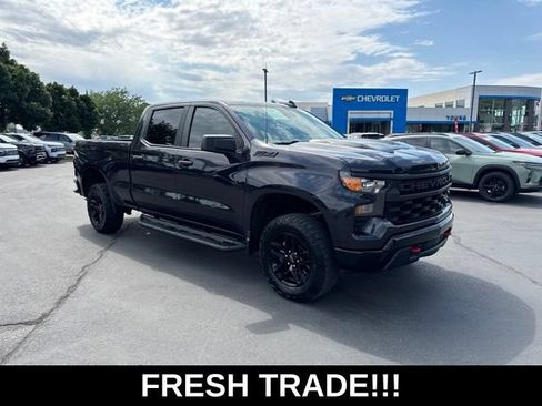 Used 2023 Chevrolet Silverado 1500 Custom Trail Boss w/ LPO, Dark Essentials Package AWD/4WD image 1