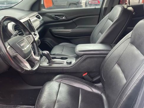 Used 2019 GMC Acadia SLT image 16