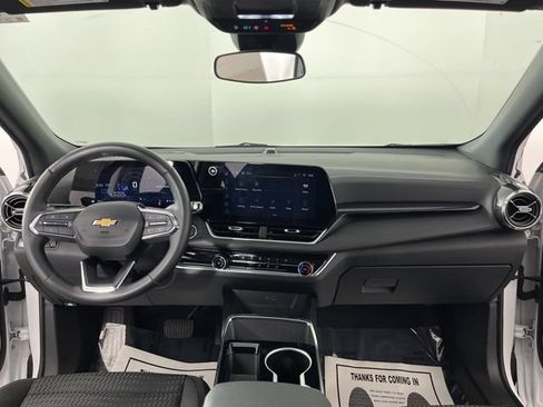 Used 2025 Chevrolet Equinox LT FWD image 35