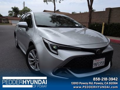 Used 2025 Toyota Corolla SE w/ SE Package