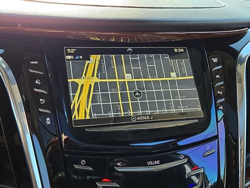 Used 2018 Cadillac Escalade ESV Luxury image 19