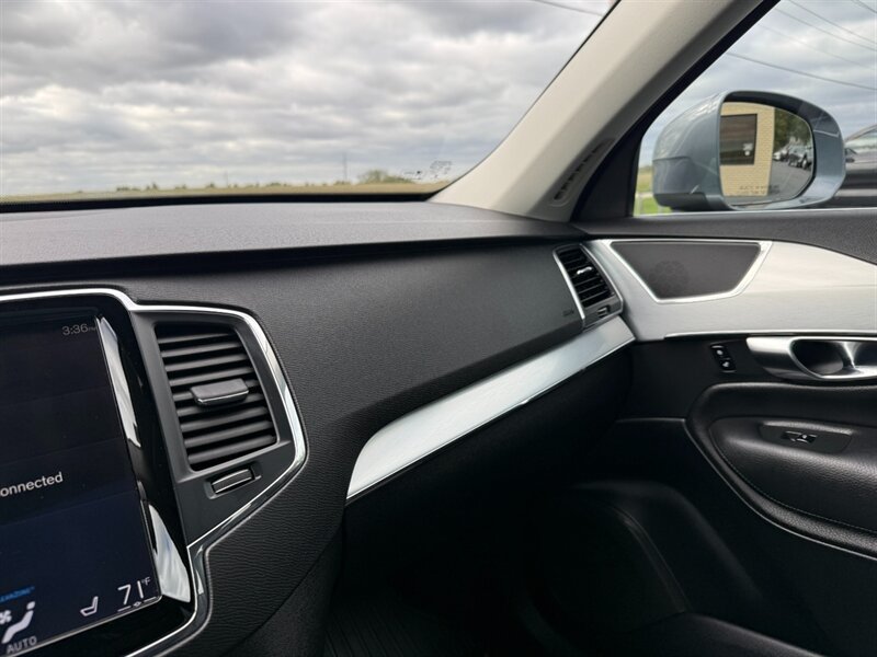 Used 2017 Volvo XC90 T5 Momentum w/ Vision Package FWD image 20