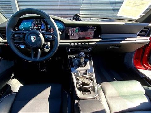 Used 2024 Porsche 911 Carrera GTS image 6