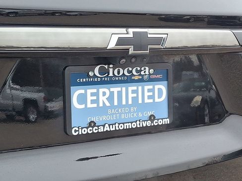 Used 2023 Chevrolet Traverse RS image 34