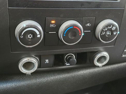 Used 2010 Chevrolet Silverado 1500 LT w/ Power Pack Plus image 27