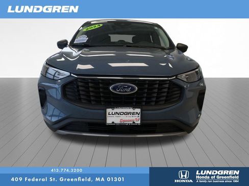 Used 2024 Ford Escape Active image 2