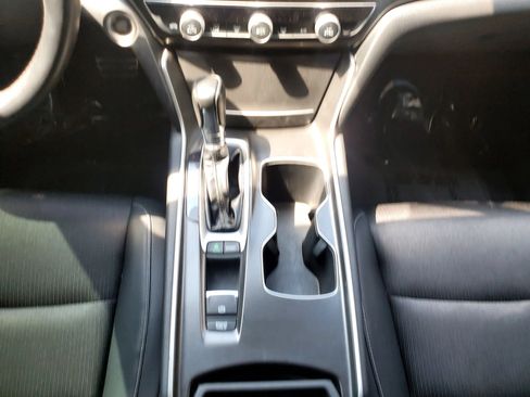 Used 2018 Honda Accord Sport image 37
