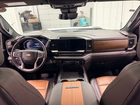 Certified 2024 Chevrolet Silverado 3500 High Country w/ High Country Premium Package image 23
