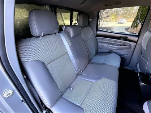 Used 2015 Toyota Tacoma 4x4 Double Cab w/ TRD Sport Package image 20