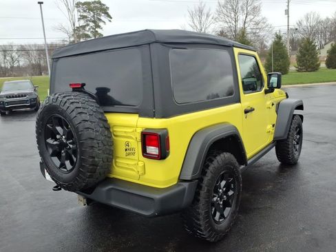 Used 2022 Jeep Wrangler Sport AWD/4WD image 5
