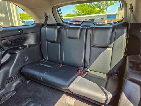 Used 2018 Toyota Highlander XLE image 8