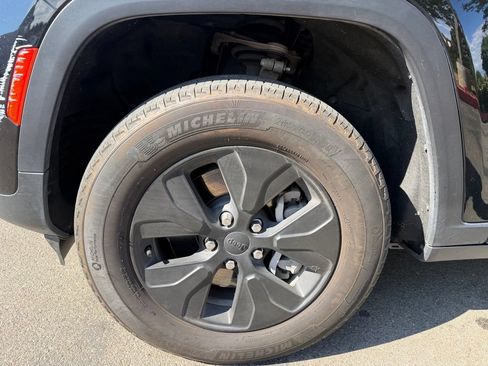 Used 2022 Jeep Grand Cherokee Limited 4xe AWD/4WD image 7