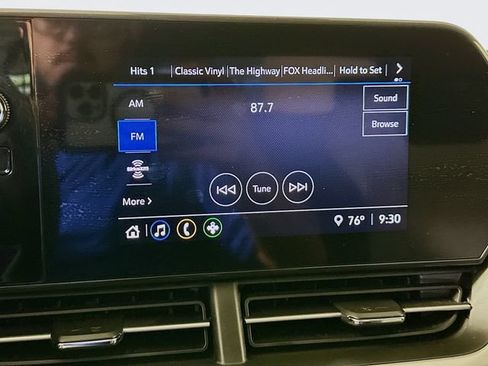 Used 2025 Chevrolet Trax LS w/ LS Convenience Package FWD image 16