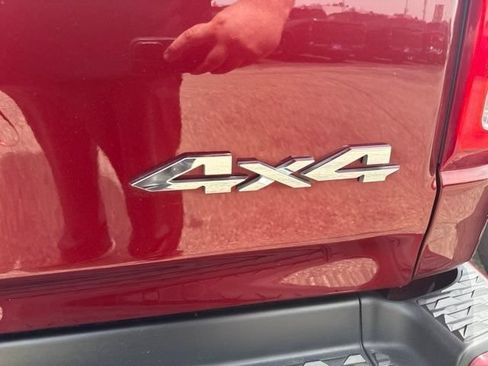Used 2023 RAM 1500 Big Horn AWD/4WD image 12