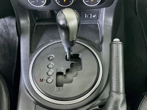 Used 2012 MAZDA MX-5 Miata Grand Touring RWD image 22