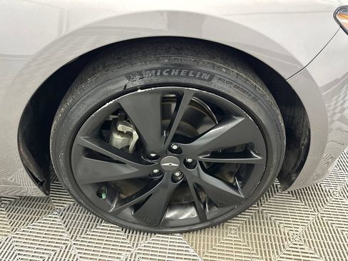 Used 2023 Genesis G70 2.0T w/ Sport Prestige Package RWD image 14